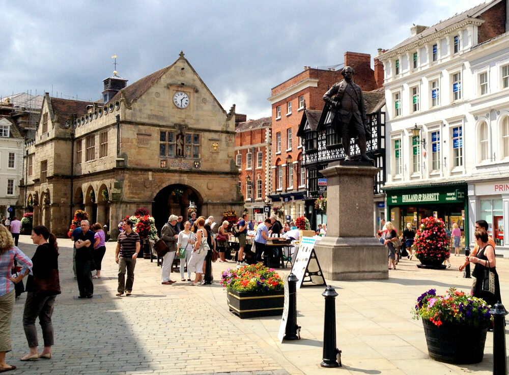 Shrewsbury-Town-Football-Club-College-and-University-About-Shrewsbury-aspect-ratio-570-420